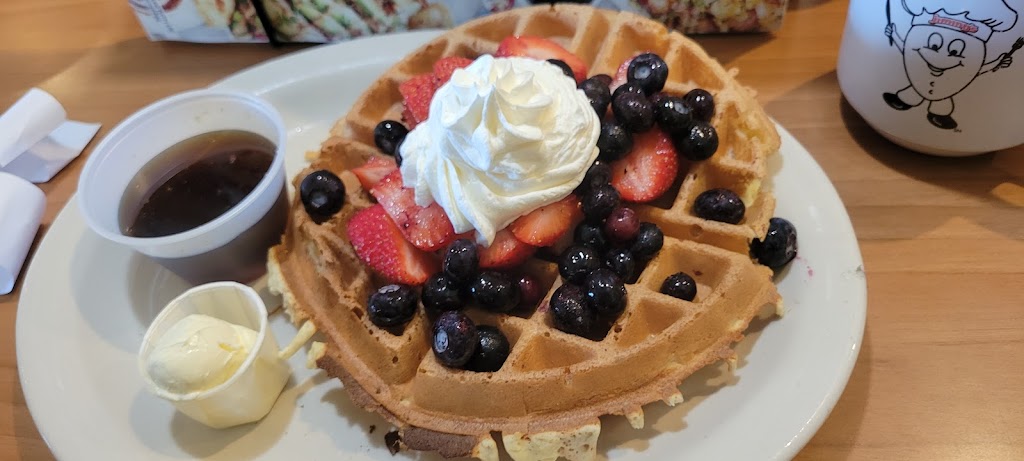 Jimmys Egg | restaurant | 811 W 6th Ave, Stillwater, OK 74074, USA | 4053723447 OR +1 405-372-3447