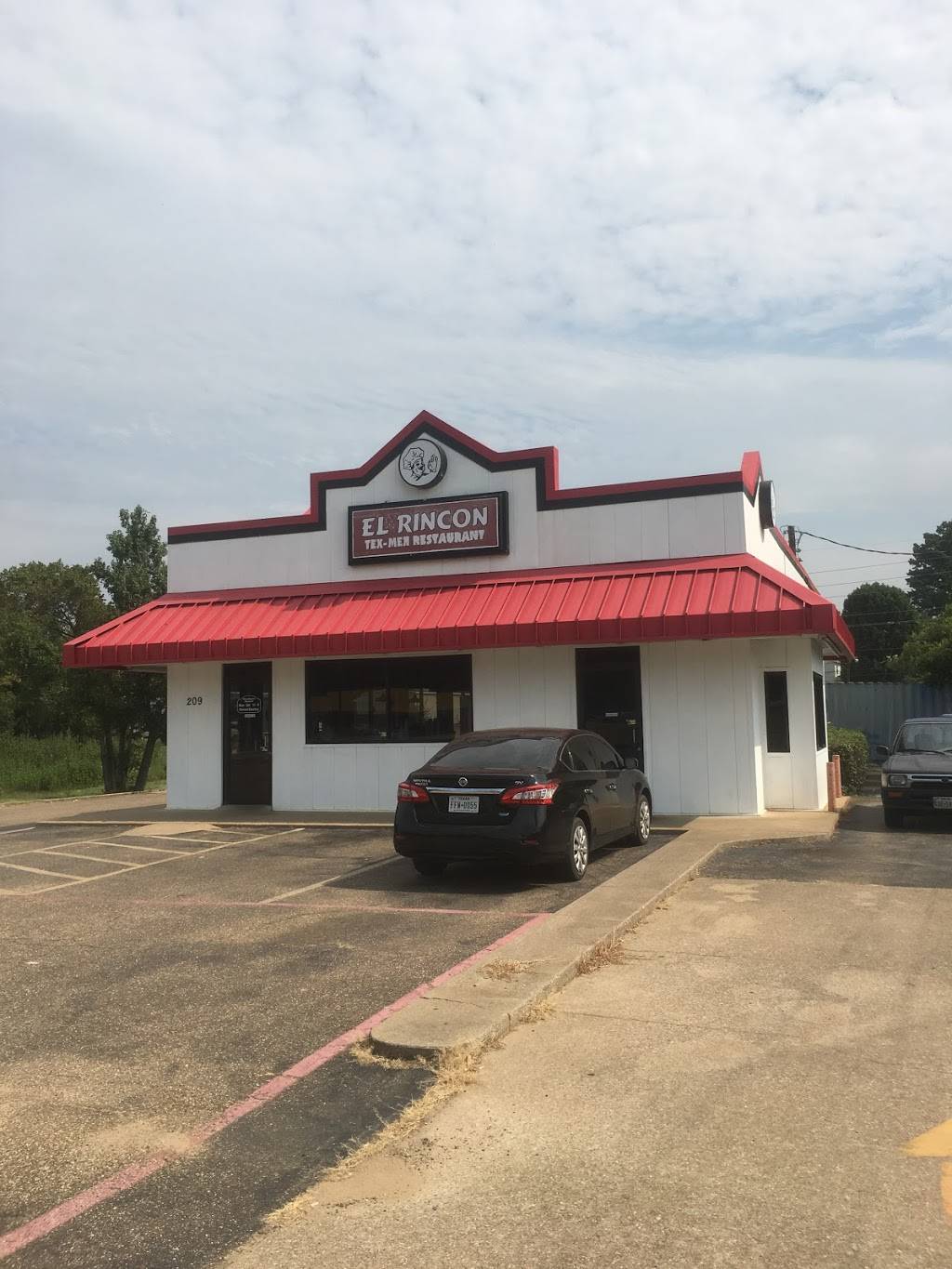 El Rincon Mexican Restaurant | restaurant | 209 W US Hwy 80, White Oak, TX 75693, USA | 9032950506 OR +1 903-295-0506
