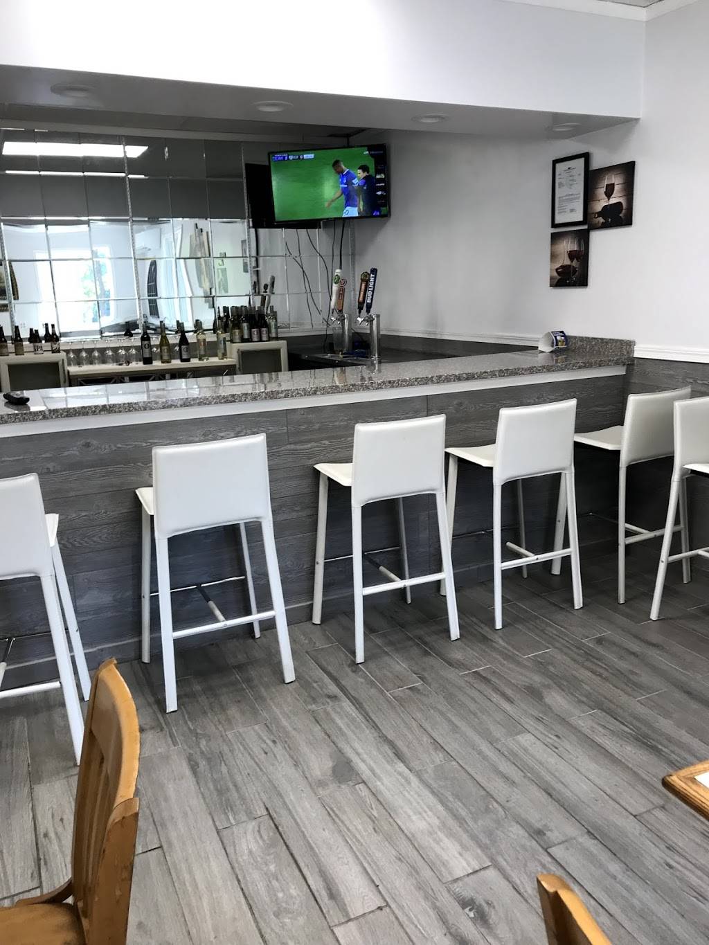 RED PIG BBQ& BREW | restaurant | 1784 Jamestown Rd, Williamsburg, VA 23185, USA | 7577902443 OR +1 757-790-2443
