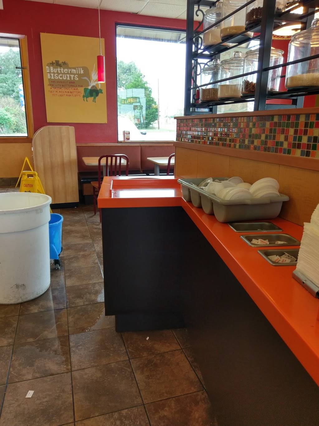 Popeyes Louisiana Kitchen | restaurant | 1710 US-90, Liberty, TX 77575, USA | 9363365665 OR +1 936-336-5665
