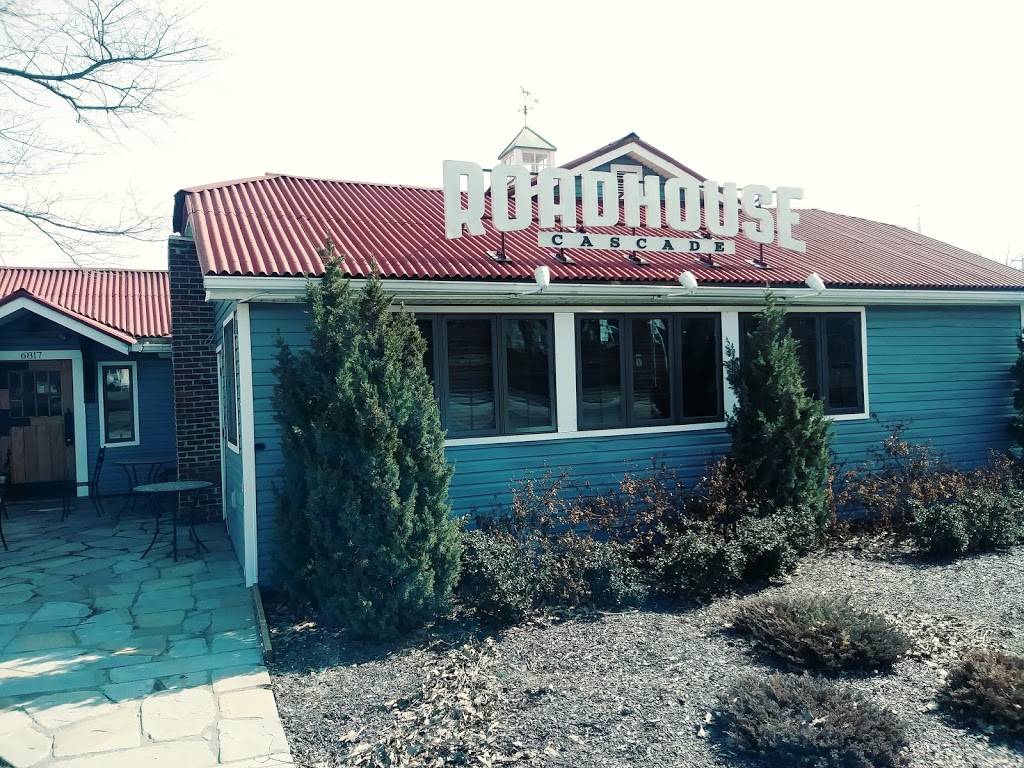 Cascade Roadhouse | restaurant | 6817 Cascade Rd SE, Grand Rapids, MI 49546, USA | 6162597439 OR +1 616-259-7439