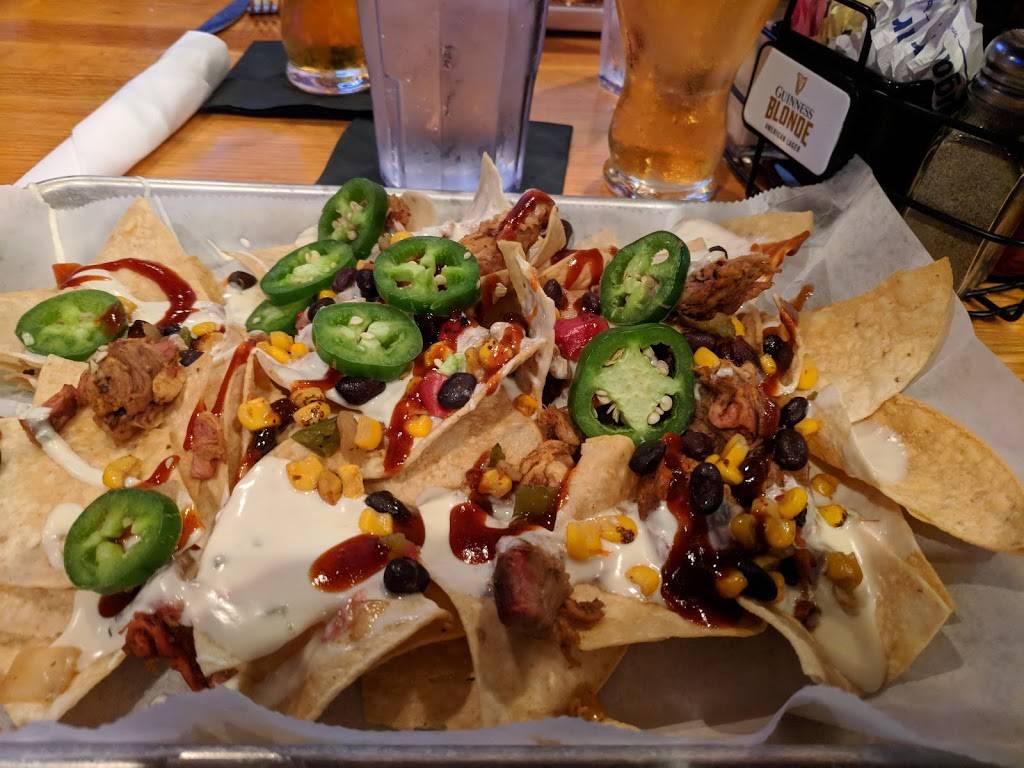Wolfies Grill | restaurant | 137 W Main St, Westfield, IN 46074, USA | 3173997826 OR +1 317-399-7826
