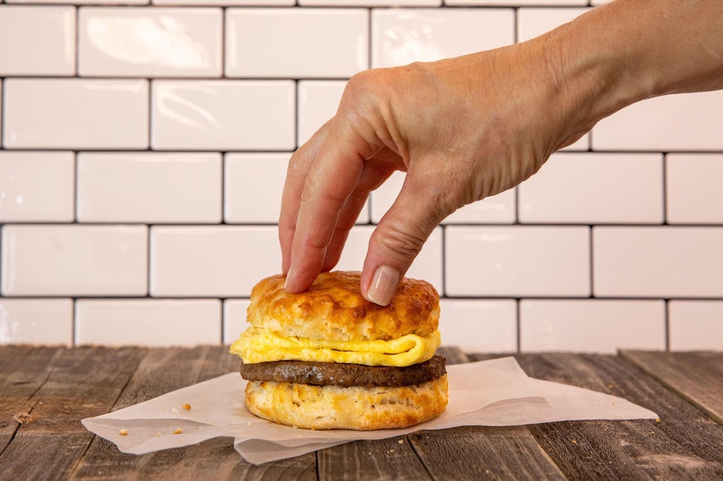 Hardees | restaurant | 1411 S Baltimore St, Kirksville, MO 63501, USA | 6606273884 OR +1 660-627-3884