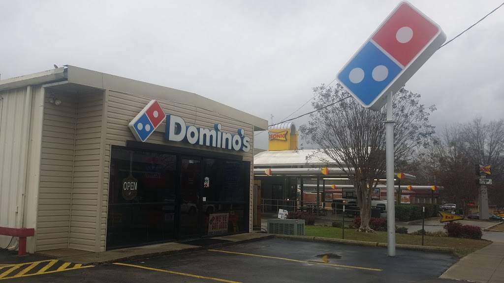 Dominos Pizza | meal delivery | 7709 Parkway Dr, Leeds, AL 35094, USA | 2056992727 OR +1 205-699-2727
