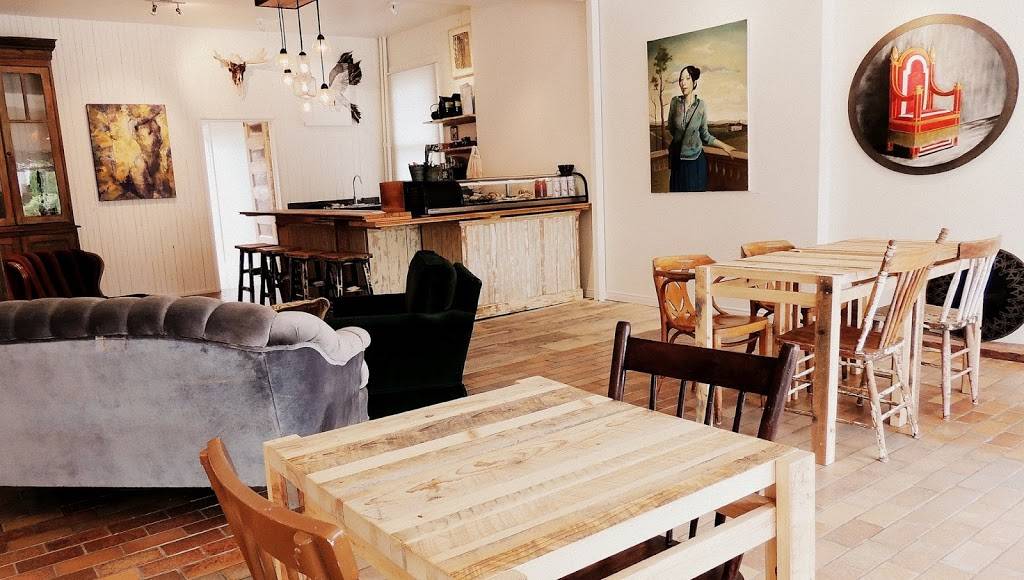 LÎlot - Galerie Artchipel | cafe | 5743 Rue Saint-Louis, Lévis, QC G6V 4E2, Canada | 4182542545 OR +1 418-254-2545