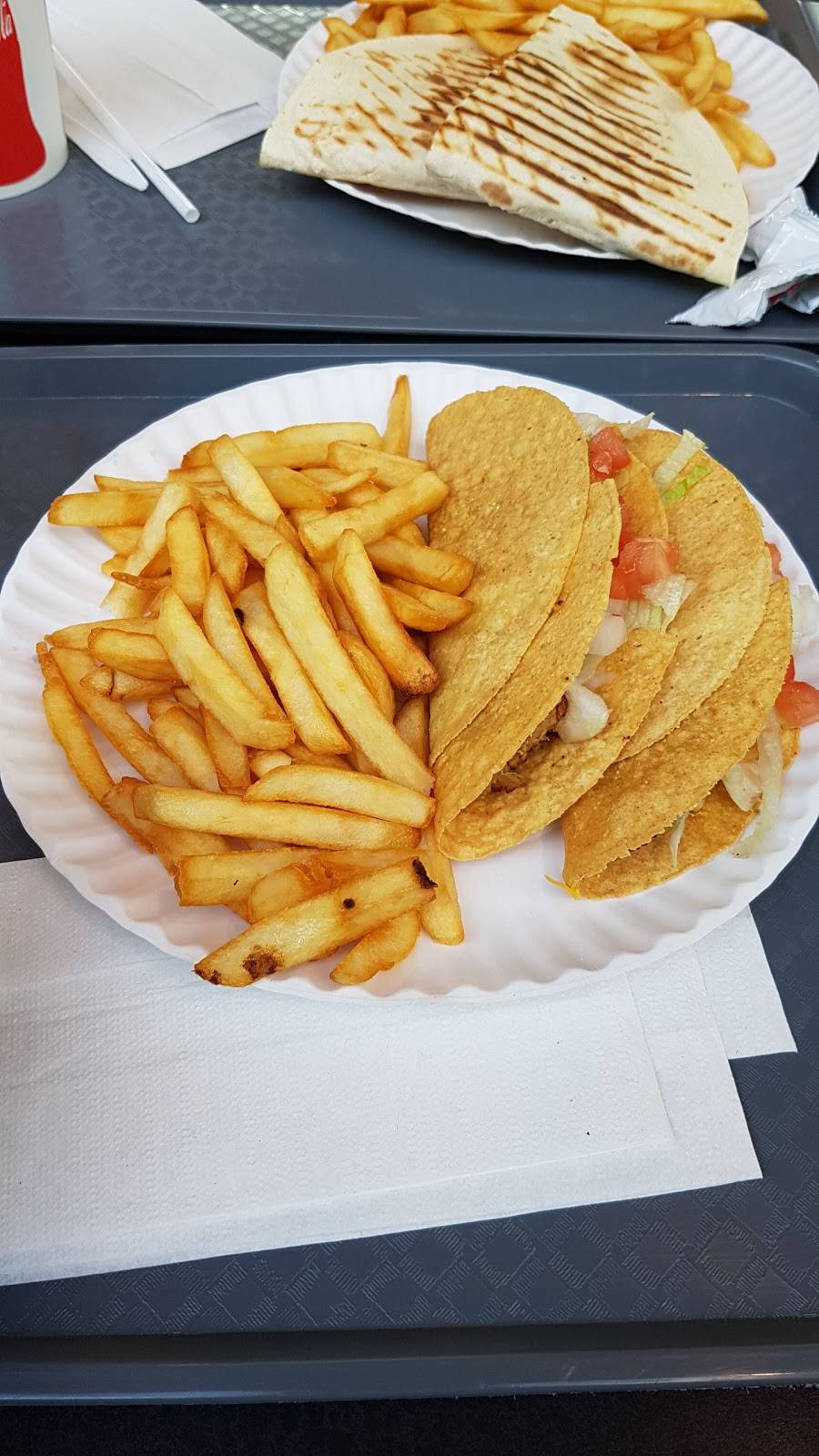 Taco Bravo | restaurant | Pointe-Claire, QC H9R 5X4, Canada | 5146303338 OR +1 514-630-3338