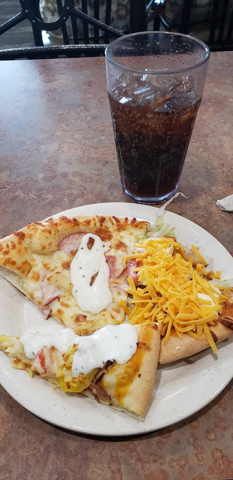 Pizza Ranch | meal delivery | 2450 Westdale Dr SW, Cedar Rapids, IA 52404, USA | 3193656800 OR +1 319-365-6800