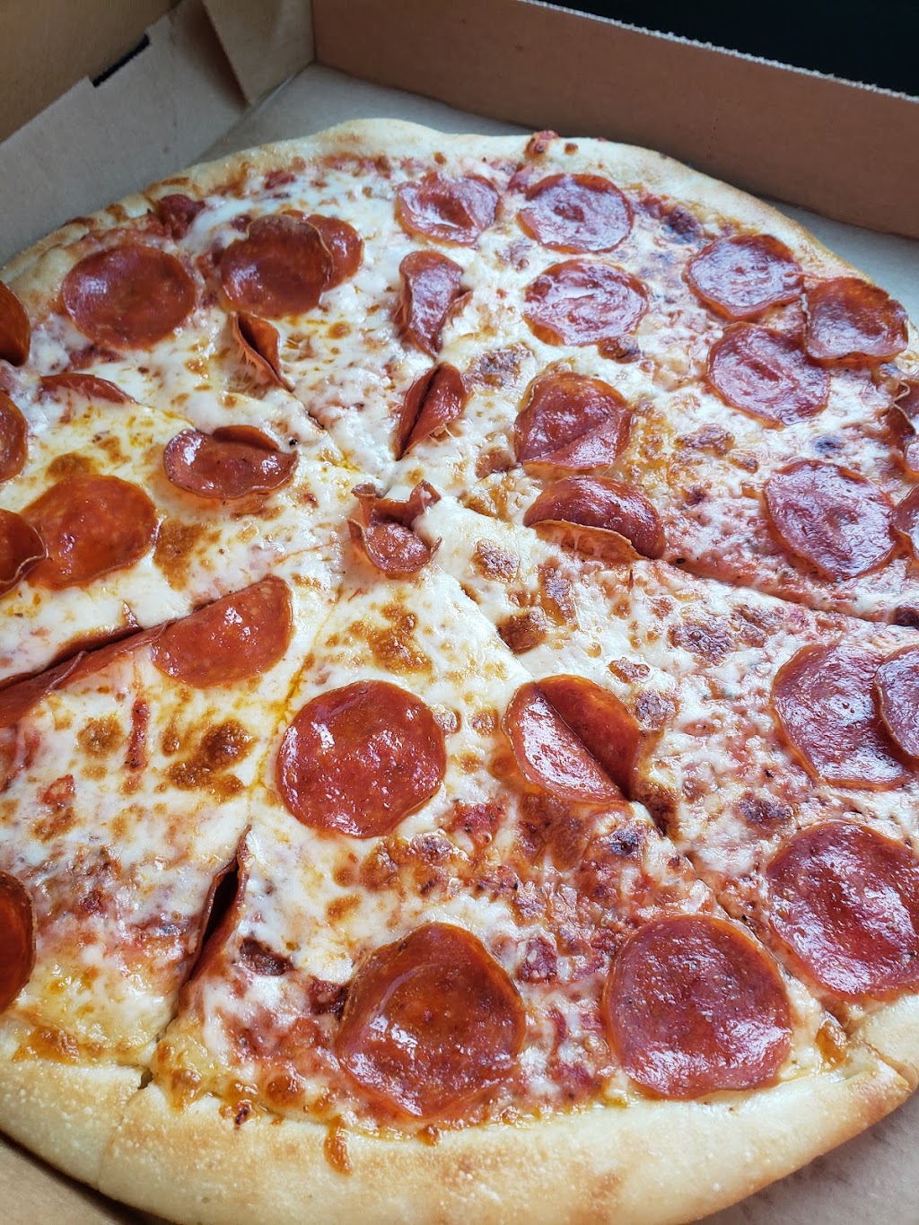 Little Caesars Pizza | meal delivery | 5801 Dollarway Rd Ste B, Pine Bluff, AR 71602, USA | 8702474444 OR +1 870-247-4444