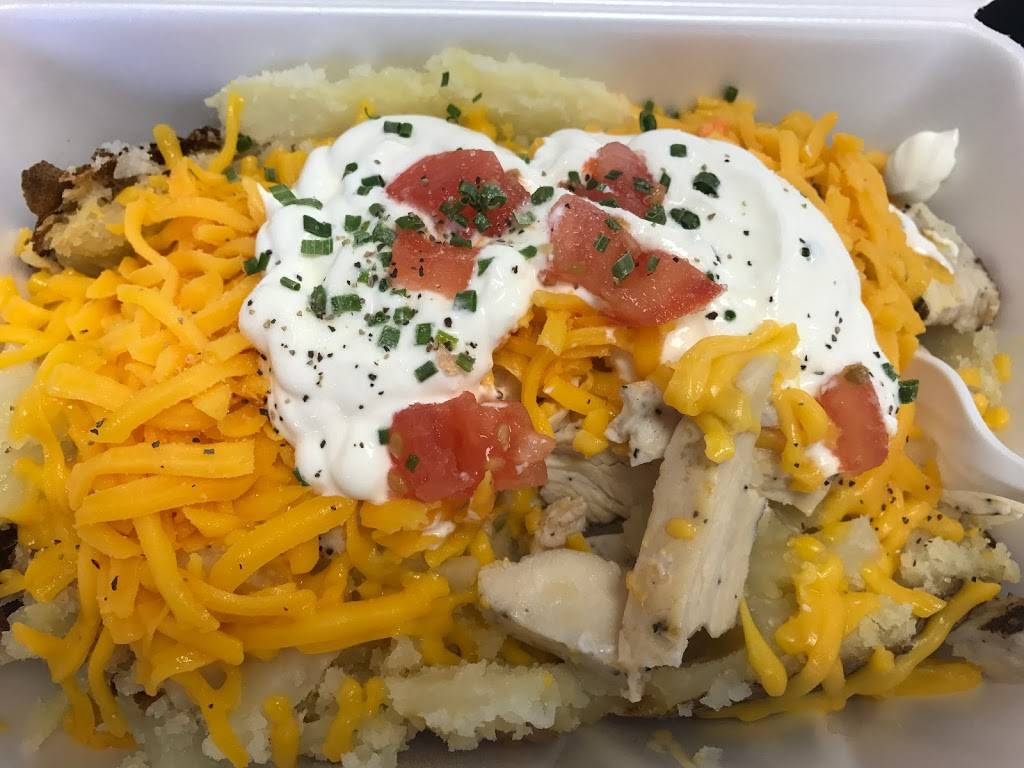 Cajun Potato Kitchen II | restaurant | 1224 St Charles St, Houma, LA 70360, USA | 9852238766 OR +1 985-223-8766