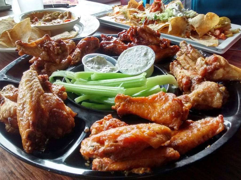 Wild Wing Cafe | cafe | 1188 Fording Island Rd, Bluffton, SC 29910, USA | 8438379453 OR +1 843-837-9453