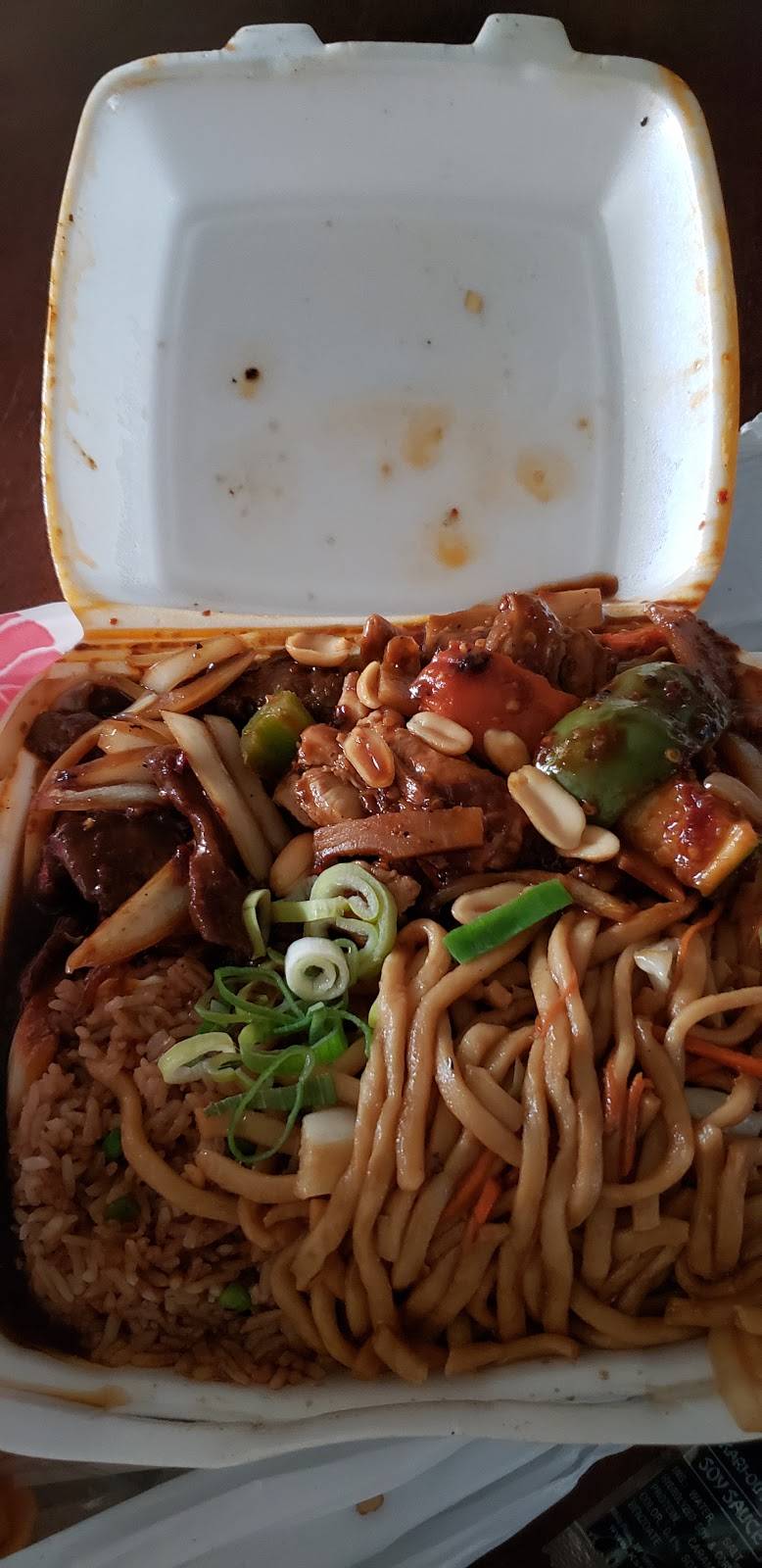 Red Chilli Thai and Chinese Cuisine | restaurant | 3049 W Ashlan Ave, Fresno, CA 93722, USA | 5592225744 OR +1 559-222-5744