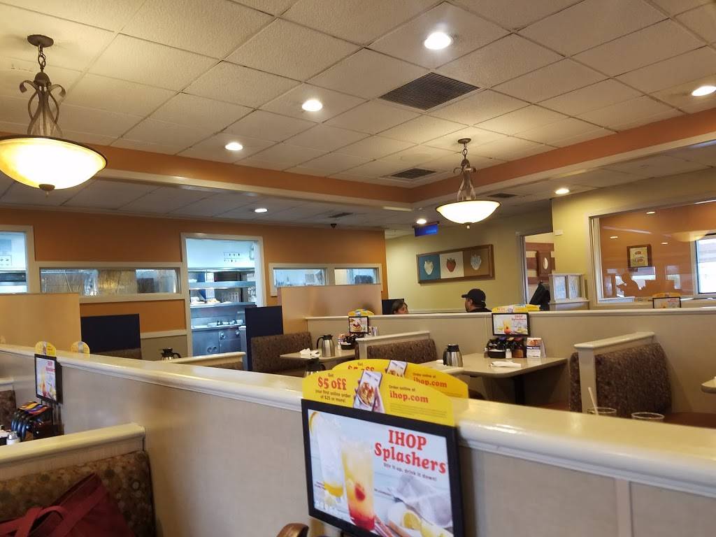 IHOP, Phoenix - 1230 N 51st Ave - Photos & Restaurant Reviews