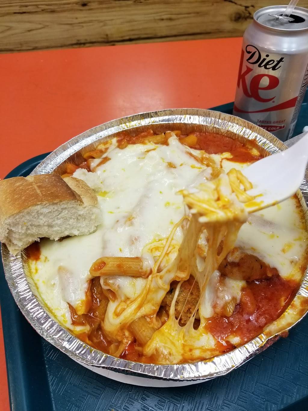 Russ Pizza | meal delivery | 745 Manhattan Ave, Brooklyn, NY 11222, USA | 7183839463 OR +1 718-383-9463