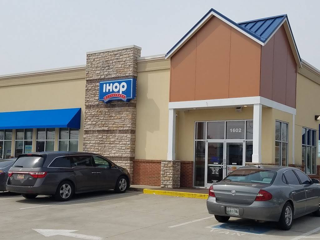IHOP | bakery | 1602 Haynes St, Clarksville, TN 37043, USA | 9316140768 OR +1 931-614-0768