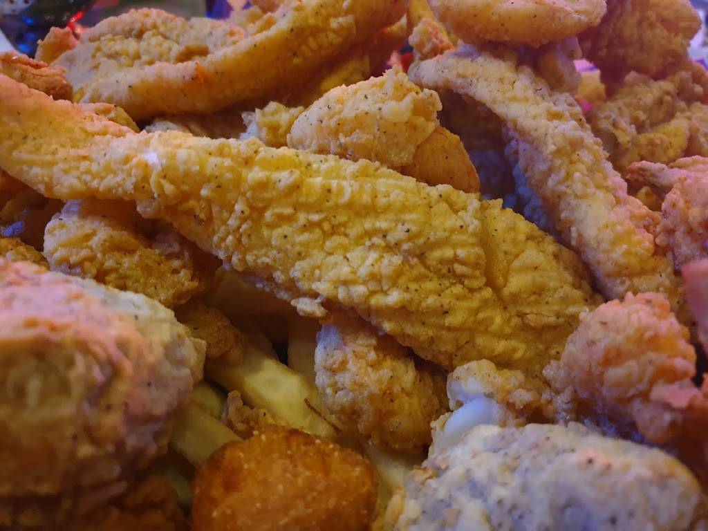 Speckled Ts | restaurant | 158 S Military Rd, Slidell, LA 70461, USA | 9856461728 OR +1 985-646-1728