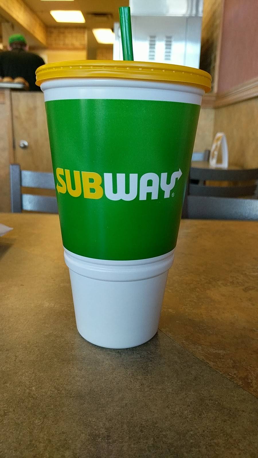 Subway | meal takeaway | 9245 S Broadway Suite 200, Highlands Ranch, CO 80129, USA | 3036838074 OR +1 303-683-8074
