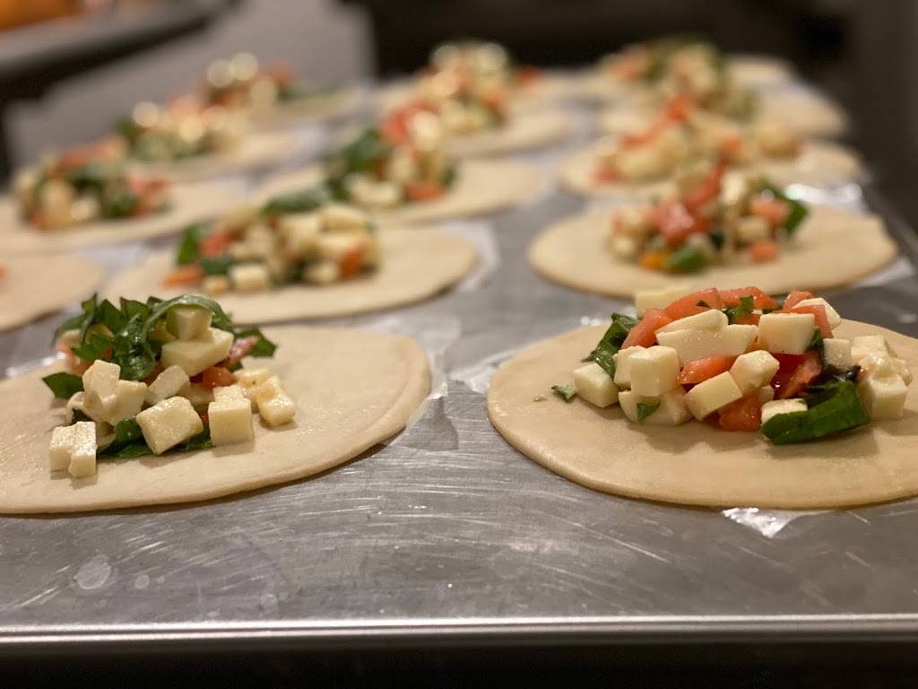 EP Kitchen | restaurant | 250 Main St Unit 1, Pawtucket, RI 02860, USA | 4015436966 OR +1 401-543-6966