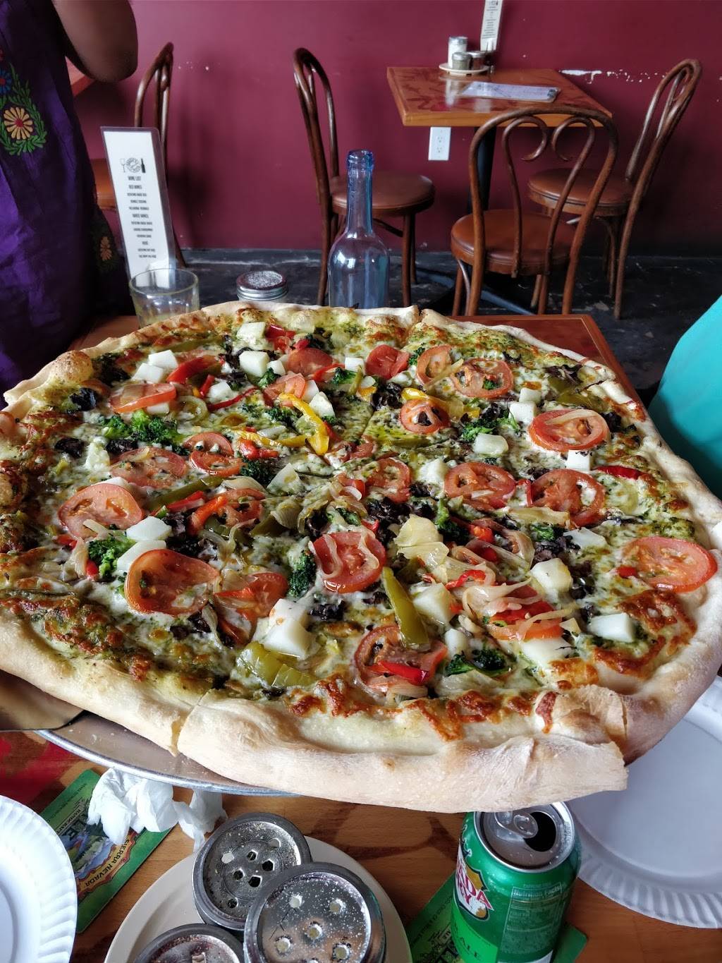 Gracie's Pizza 4330 Melrose Ave, Los Angeles, CA 90029, USA