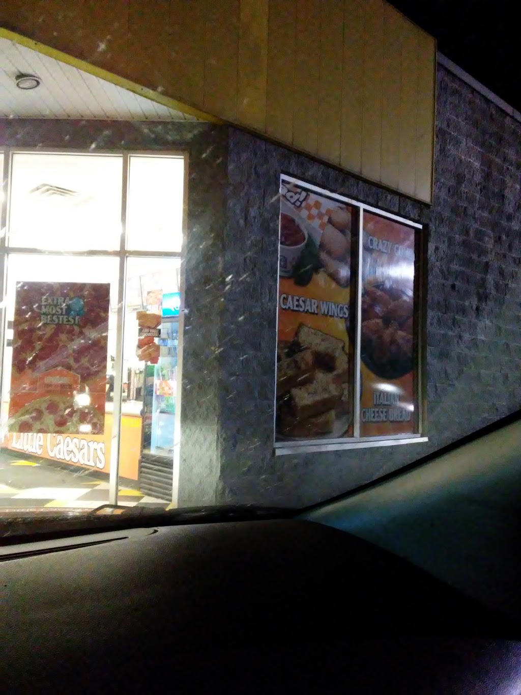 Little Caesars Pizza | meal delivery | 1413 Martin Luther King Junior Boulevard, MS-1, Greenville, MS 38701, USA | 6623353485 OR +1 662-335-3485