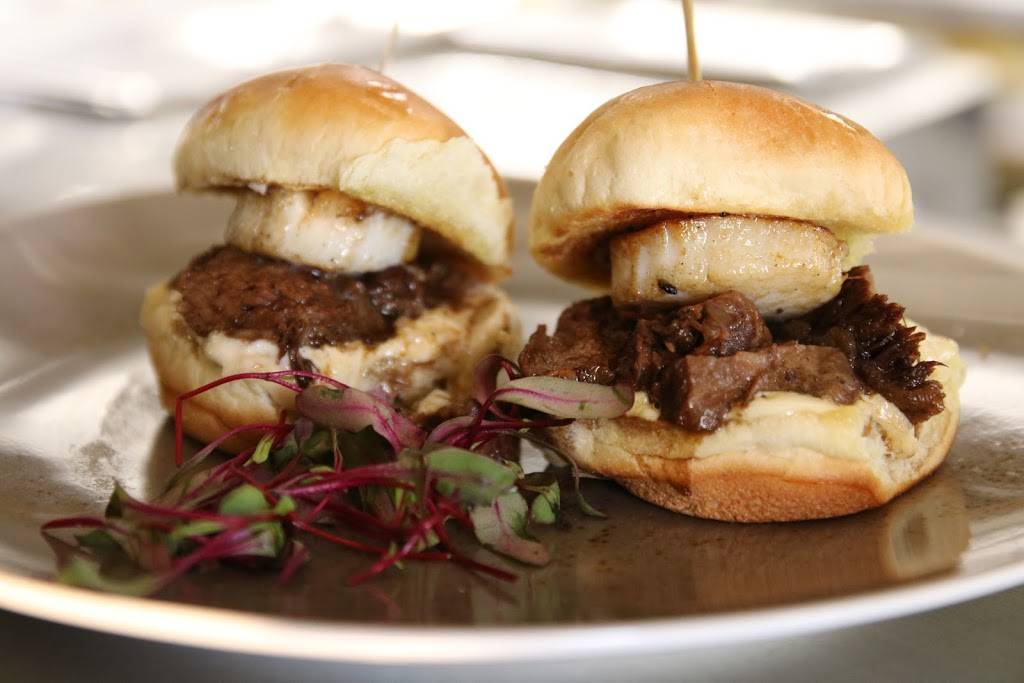 The Lake Room | restaurant | 3386 Shoreline Dr, Navarre, MN 55392, USA | 9528554333 OR +1 952-855-4333