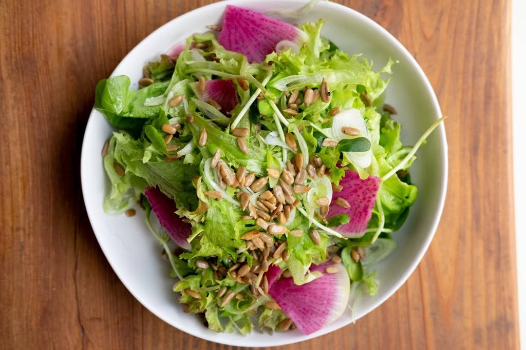 The Bistro at Lark & Owl | restaurant | 205 W 6th St Suite 101, Georgetown, TX 78626, USA | 5126775513 OR +1 512-677-5513