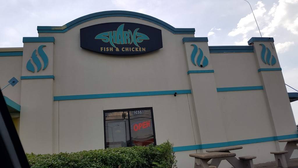 Shark’s Fish & Chicken | 3659 Hickory Hill Rd, Memphis, TN 38115, USA