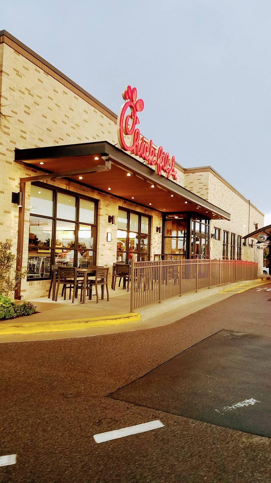 Chick-fil-A | restaurant | 202 Robert C Daniel Jr Pkwy, Augusta, GA 30909, USA | 7067389163 OR +1 706-738-9163