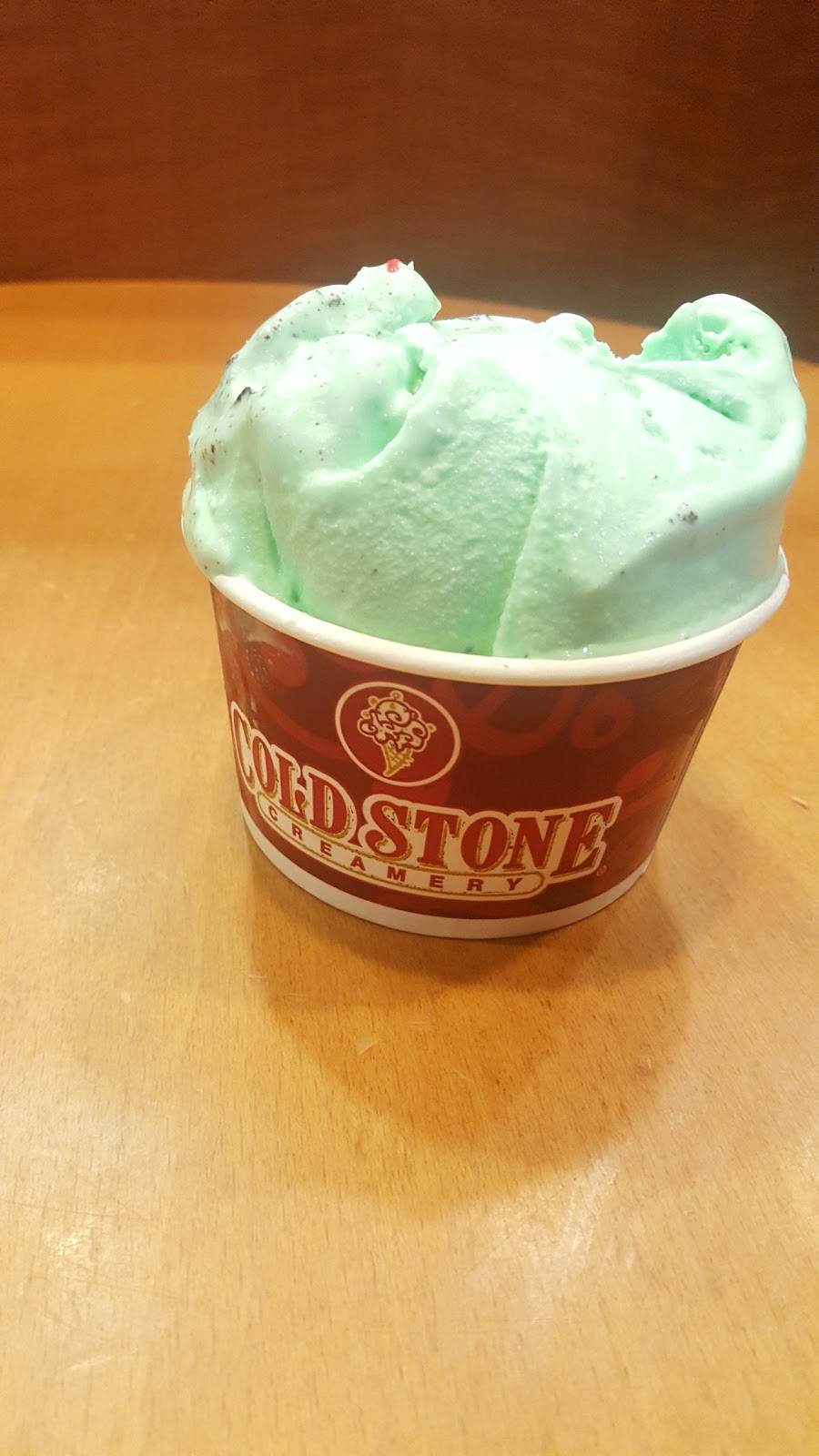 Cold Stone Creamery | bakery | 2323 Black Rock Turnpike, Fairfield, CT 06825, USA | 2033714111 OR +1 203-371-4111