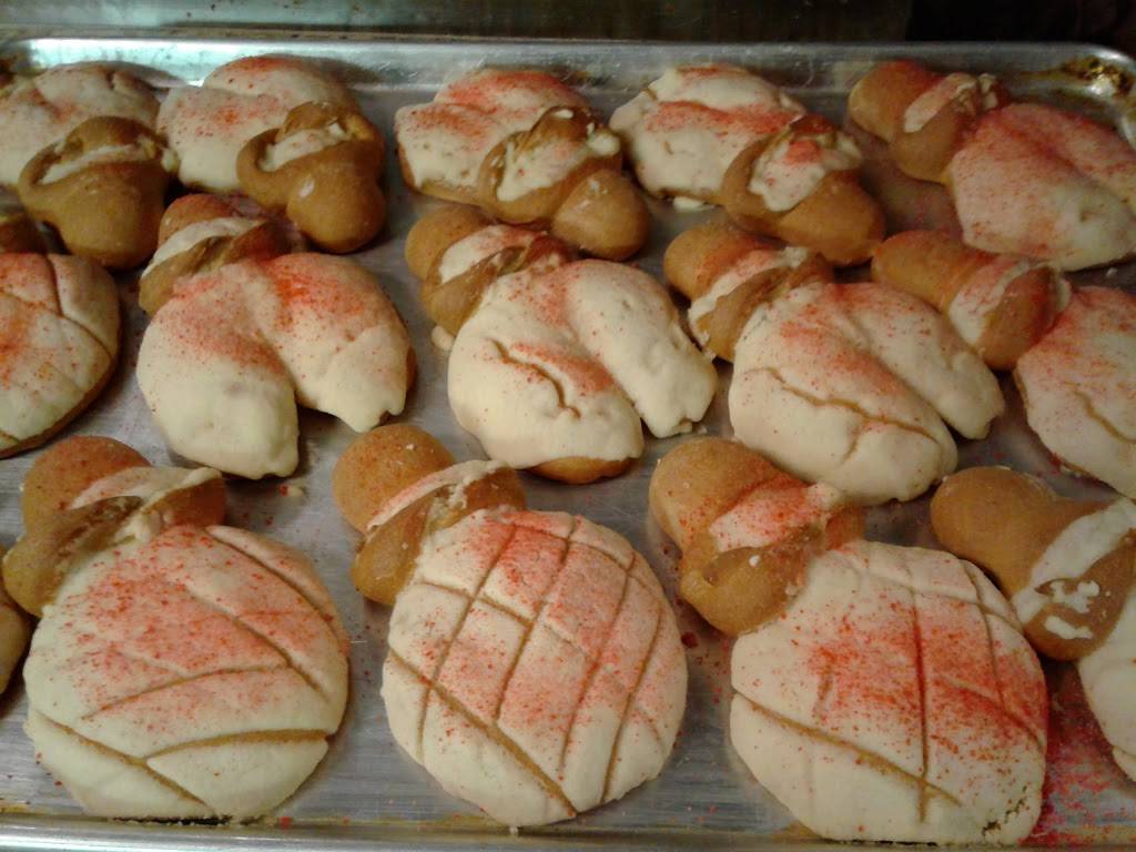 Gallitos Pizzeria and Bakery | bakery | 112 Market St, Passaic, NJ 07055, USA | 9734737300 OR +1 973-473-7300