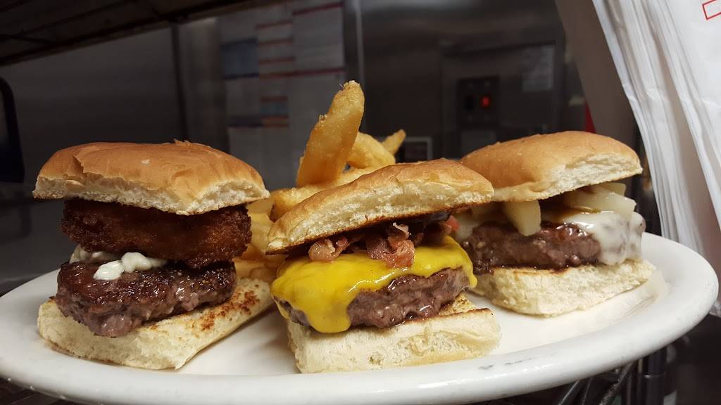 Sports Stop Pub & Grill | restaurant | 31586 Railroad Canyon Rd, Canyon Lake, CA 92587, USA | 9512443369 OR +1 951-244-3369