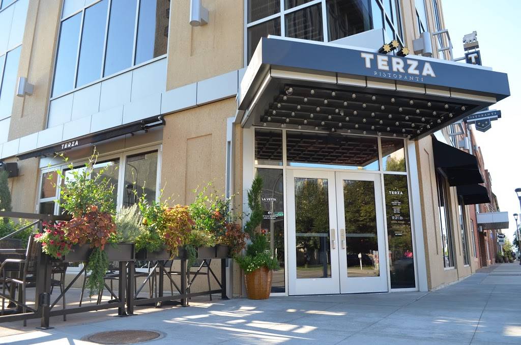 Terza | restaurant | 30 3rd St SE, Rochester, MN 55904, USA | 5072169590 OR +1 507-216-9590