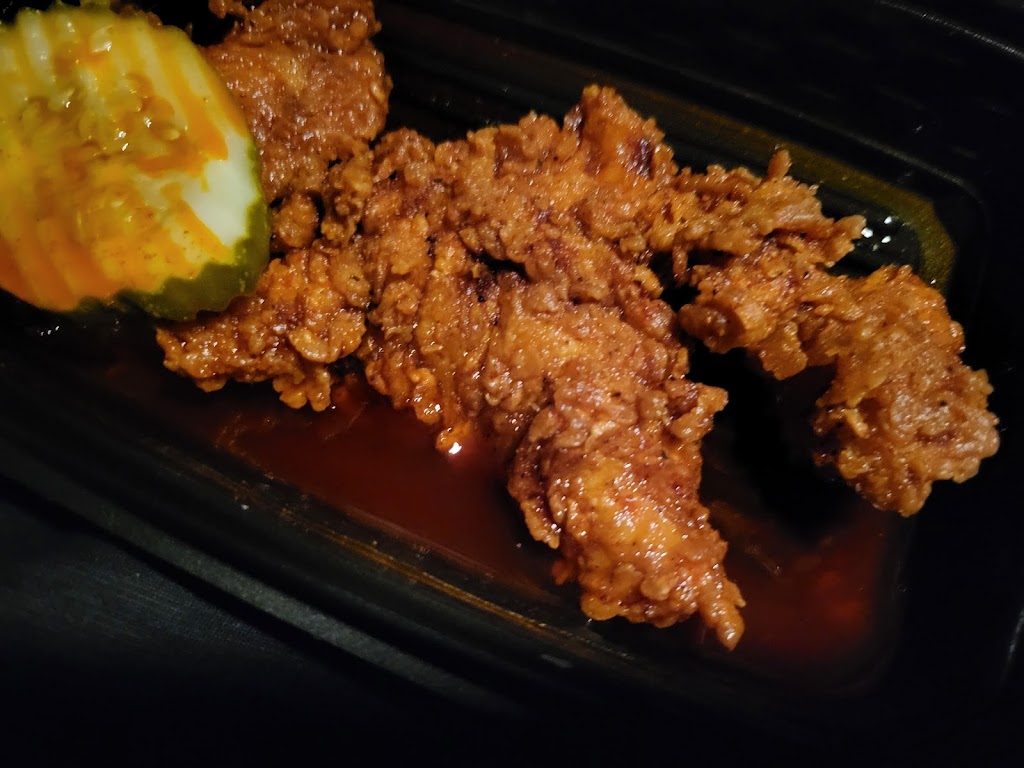 KFC | restaurant | 958 W Main St, Louisville, MS 39339, USA | 6627735288 OR +1 662-773-5288