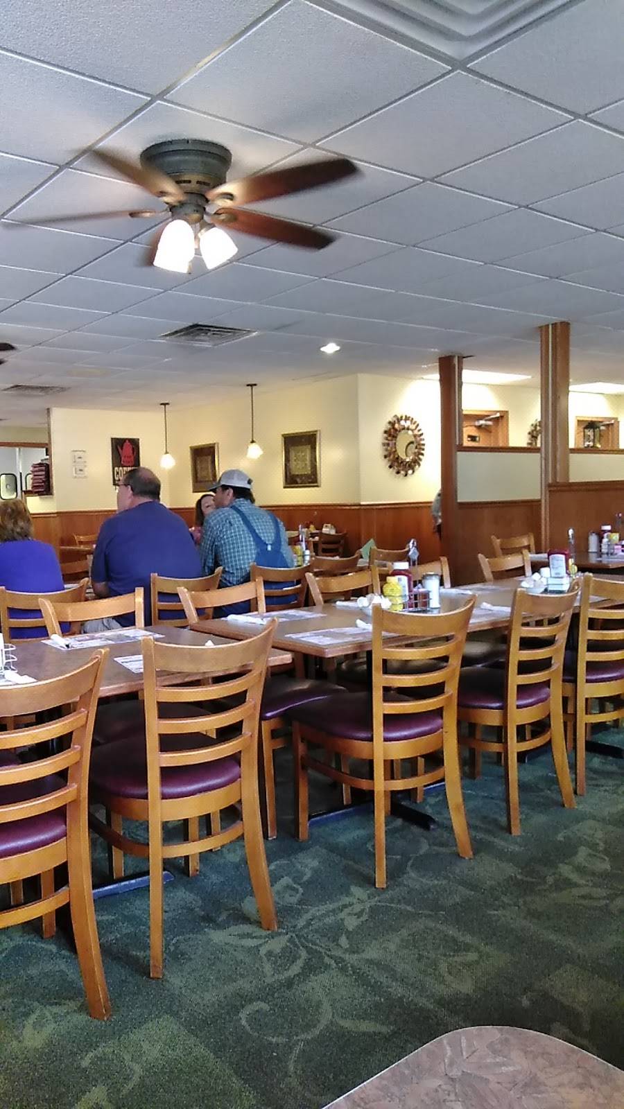 Benjamins Restaurant | restaurant | 225 11th St, Covington, IN 47932, USA | 7657937274 OR +1 765-793-7274