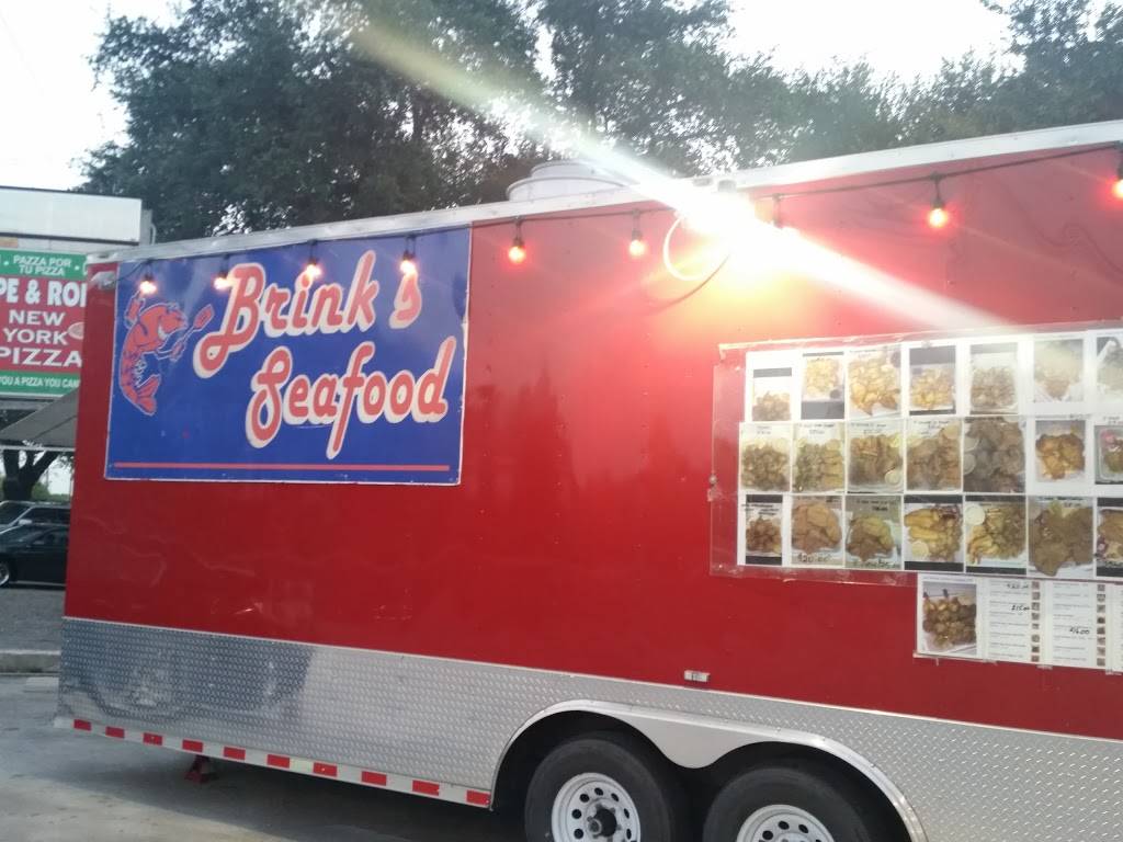 Brinks Seafood | restaurant | 10415 Huebner Rd, San Antonio, TX 78240, USA | 3612965534 OR +1 361-296-5534