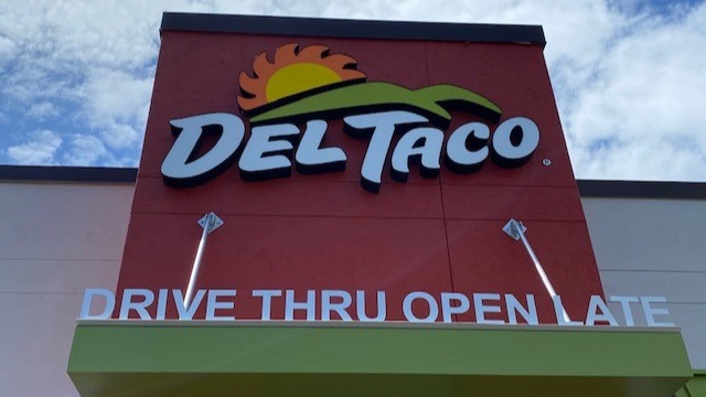 Del Taco | meal takeaway | 840 E Broadway Blvd, Tucson, AZ 85719, USA | 5206287258 OR +1 520-628-7258