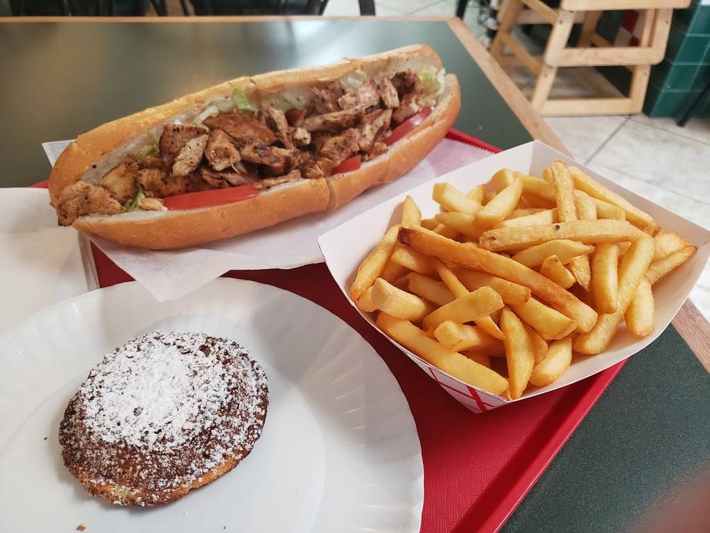 Little Anthonys | restaurant | 8 W State St, Media, PA 19063, USA | 6105651117 OR +1 610-565-1117