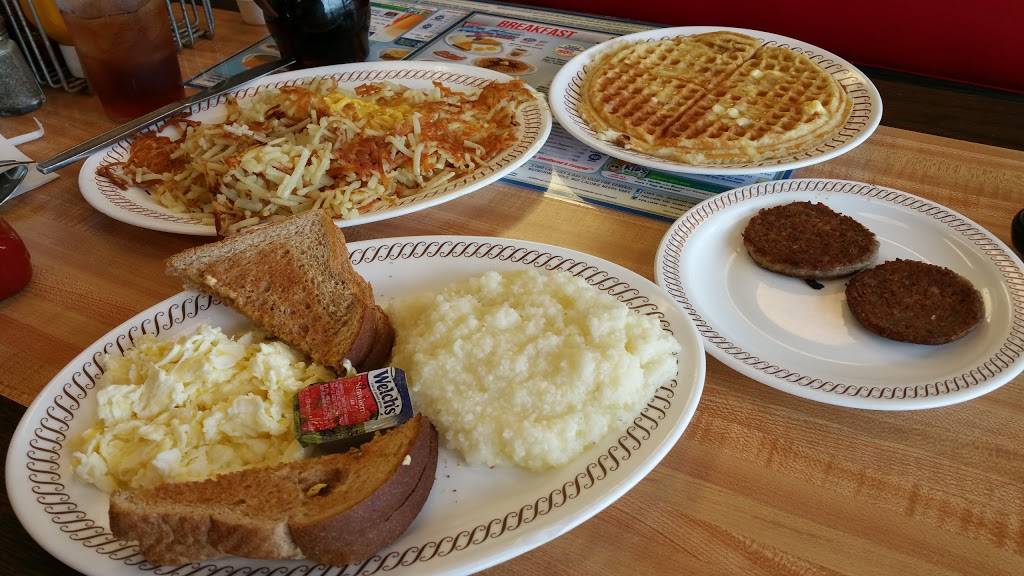 Waffle House | meal takeaway | 127 Frontage Rd, St George, SC 29477, USA | 8435635200 OR +1 843-563-5200