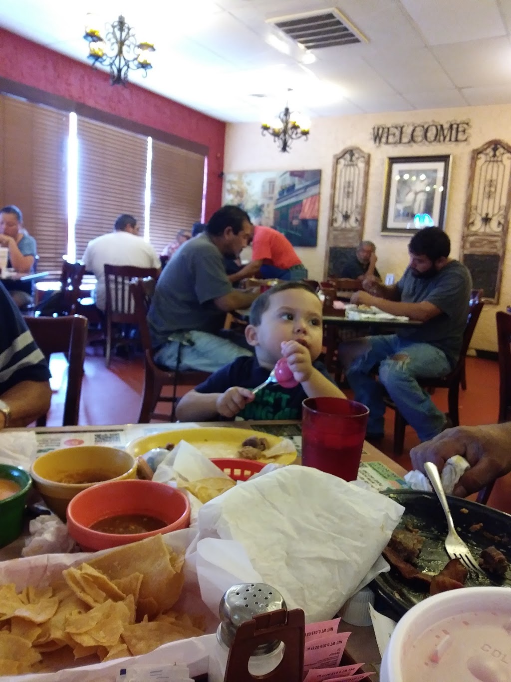 Montelongo's Mexican Restaurant | 3021 Clovis Rd, Lubbock, TX 79415, USA