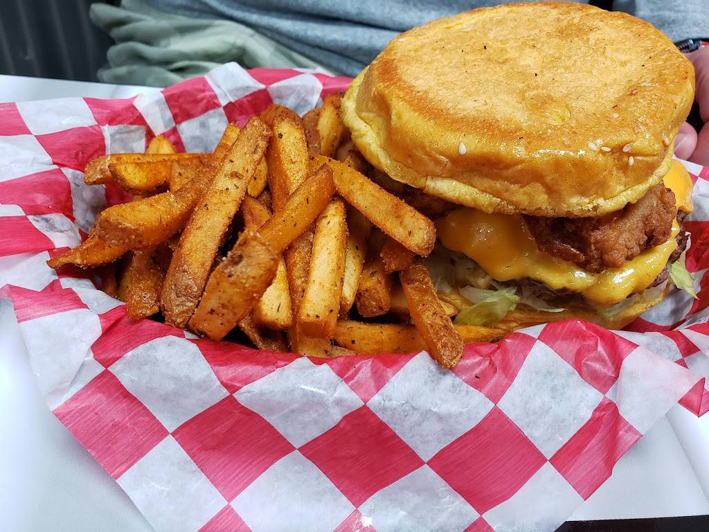 Jax Burgers Fries & Shakes OTP - Restaurant | 3320 E Broadway St Suite ...