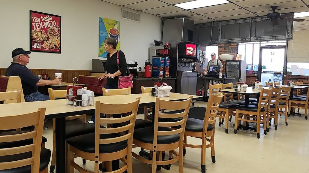 Dairy Queen Store | restaurant | 2151 FM 64, Cooper, TX 75432, USA | 9033952151 OR +1 903-395-2151