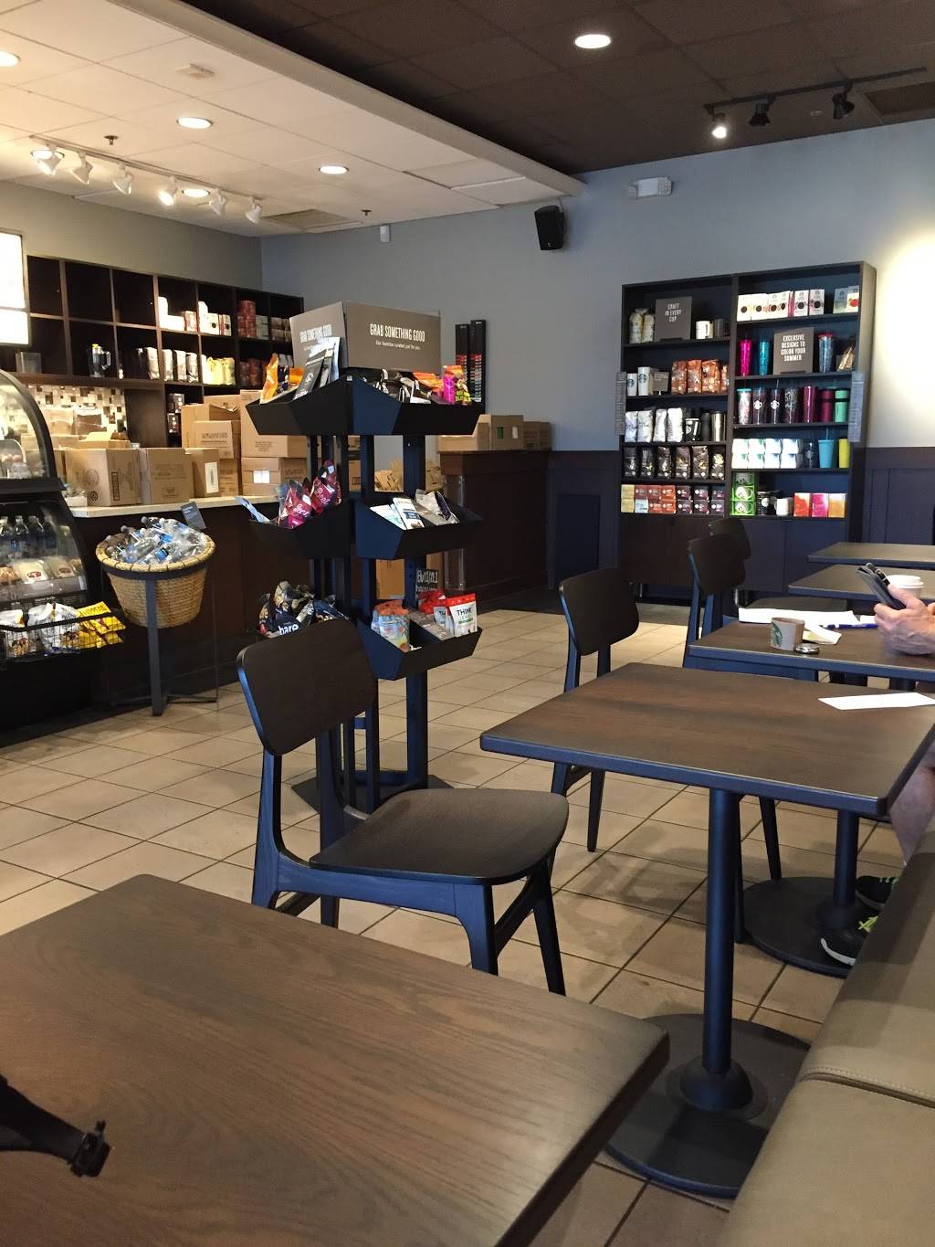 Starbucks 36545 Warren Rd, Westland, MI 48185, USA