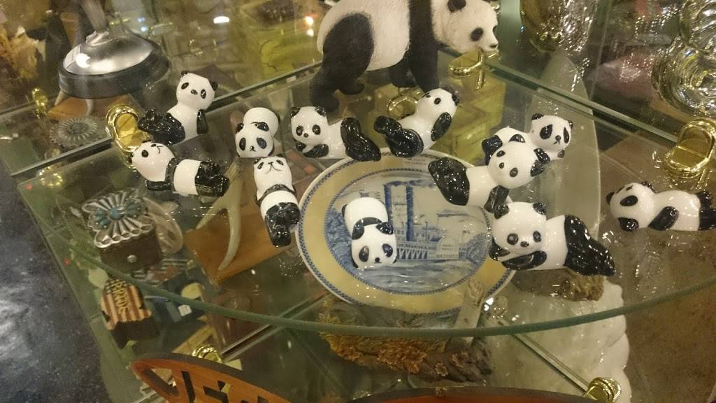 The Ladybug Emporium | meal takeaway | 51 S Main St, Eureka Springs, AR 72632, USA | 4793193117 OR +1 479-319-3117