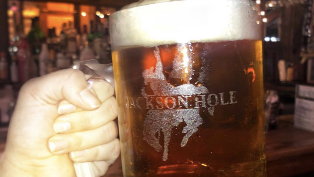 Jackson Hole | meal takeaway | 232 E 64th St A, New York, NY 10021, USA | 2123717187 OR +1 212-371-7187