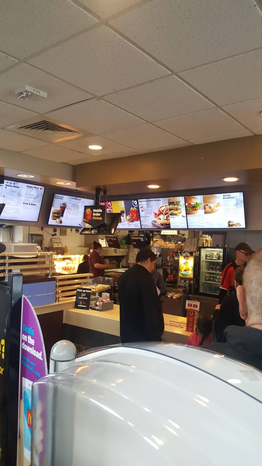 McDonalds | cafe | 902 Swede Gulch Rd, Golden, CO 80401, USA | 3035265810 OR +1 303-526-5810