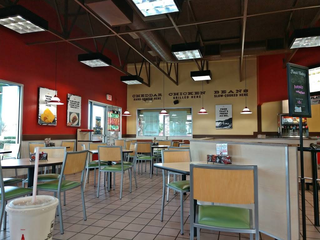 Del Taco | meal takeaway | 3150 Case Rd E, Perris, CA 92570, USA | 9519283675 OR +1 951-928-3675