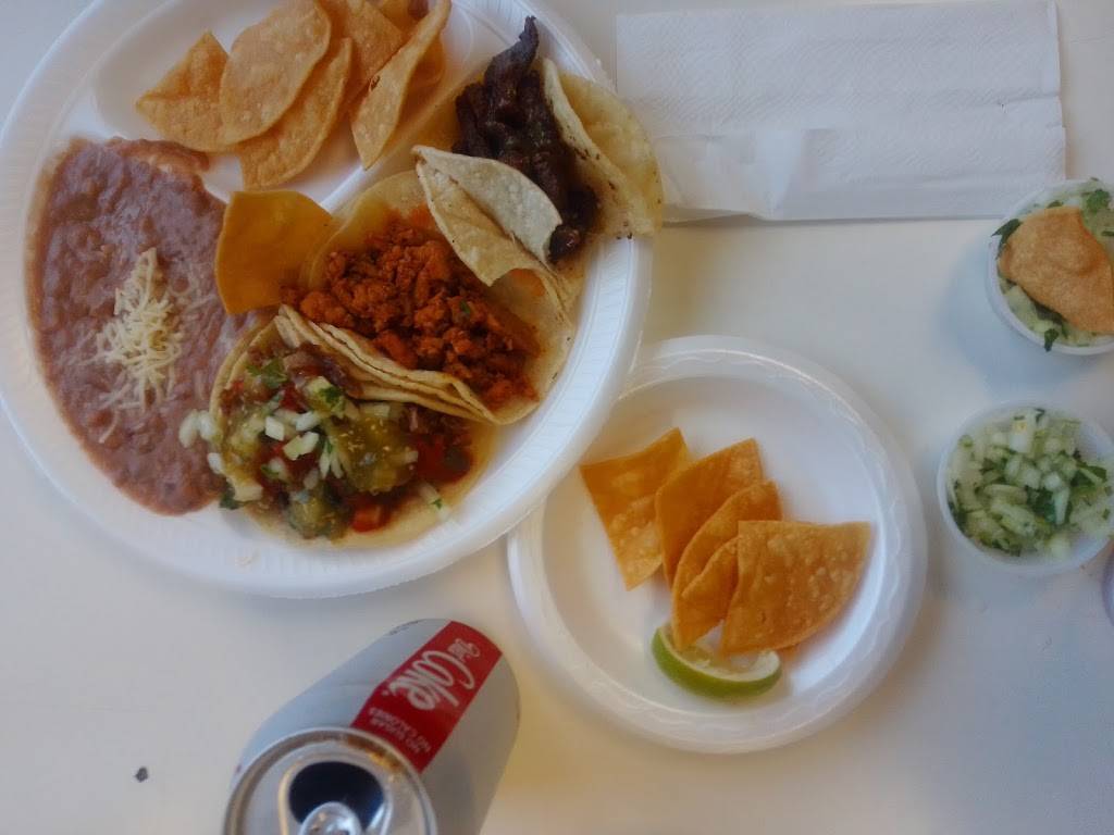 Chicho’s Tacos 690 C, W 4th St, San Bernardino, CA 92410, USA