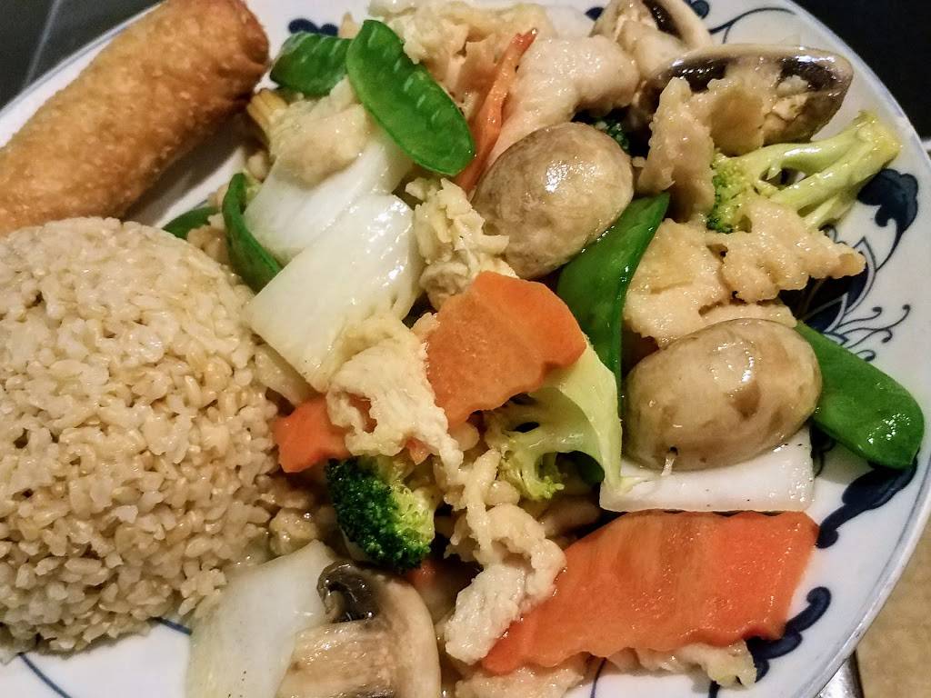 Red Lantern | meal delivery | 8770 Wadsworth Blvd # P, Arvada, CO 80003, USA | 3034228353 OR +1 303-422-8353