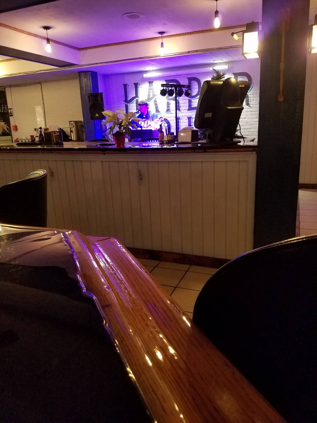 Harbor House Bar & Grill | restaurant | 132 Main St, Huron, OH 44839, USA | 4196166088 OR +1 419-616-6088