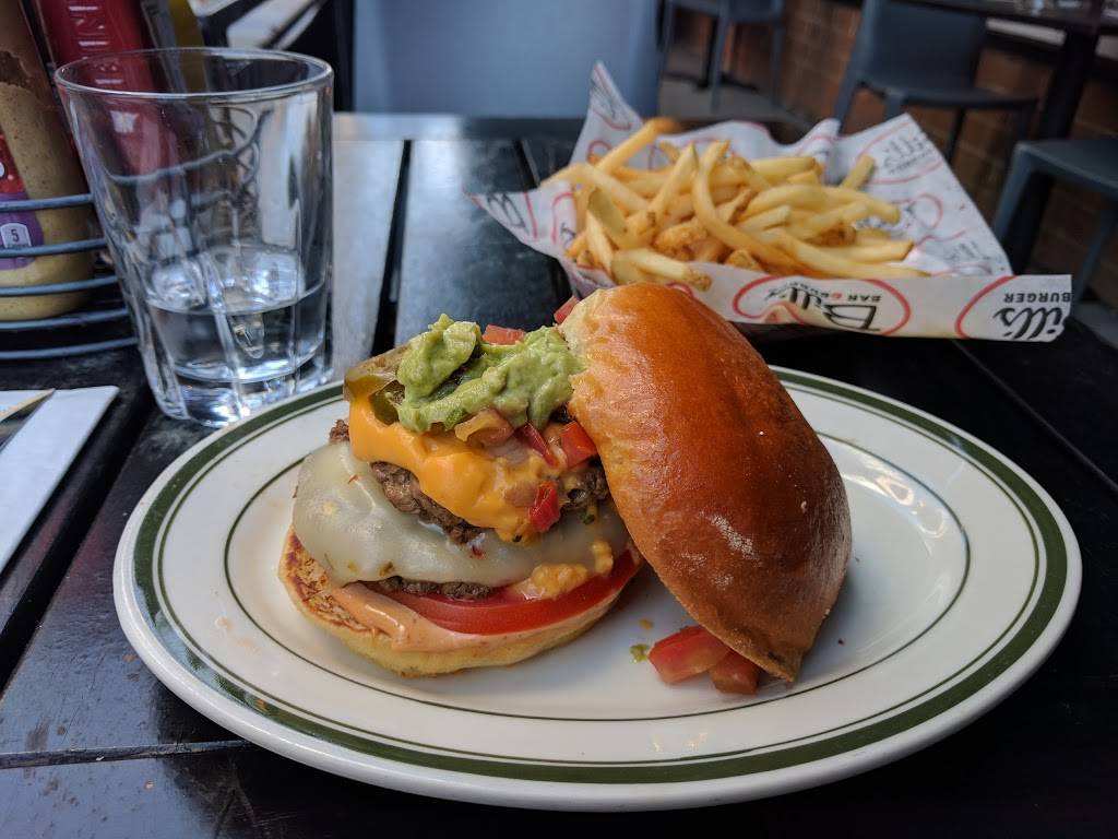 Bills Bar & Burger | restaurant | 85 West St, New York, NY 10006, USA | 2128943800 OR +1 212-894-3800