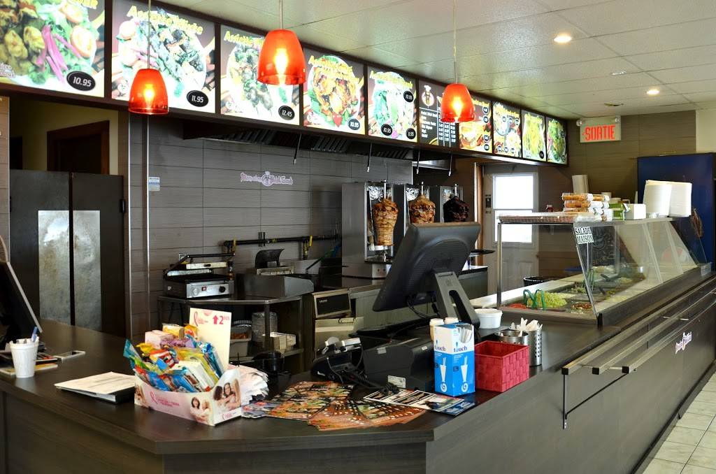 Monsieur Shish-Taouk | restaurant | 1440 Rue Edmond Guillet, Marieville, QC J3M 1G5, Canada | 4504602223 OR +1 450-460-2223